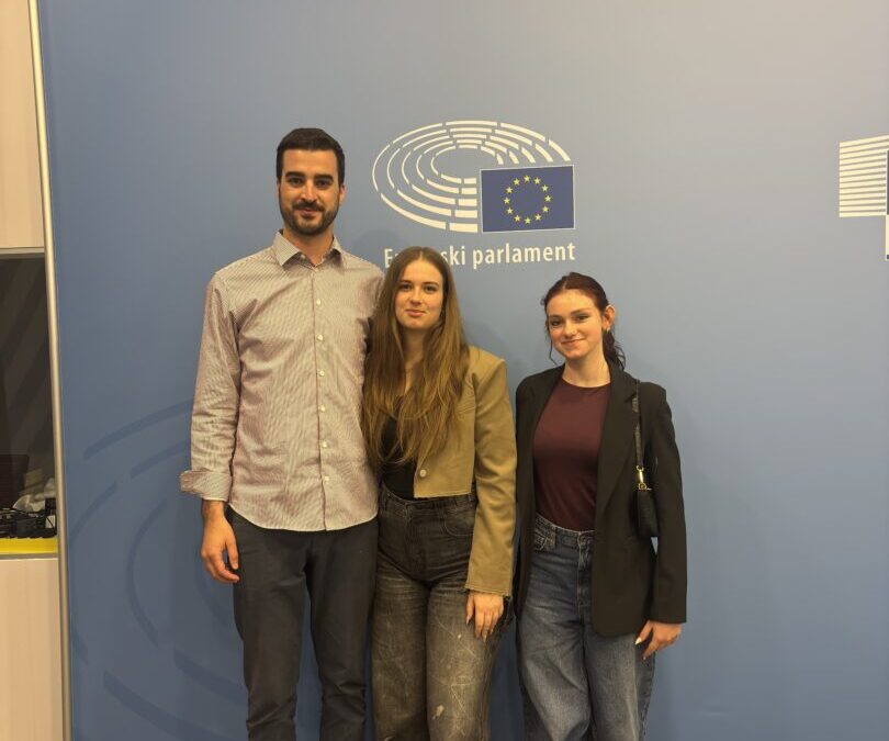 KUĆA EUROPE / EPAS djevojke na panelu “Europa, mladi i medijska pismenost – što nam kažu podaci?”