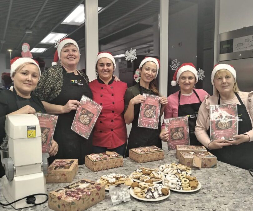 Održana radionica izrade božićnih tradicijskih kolača
