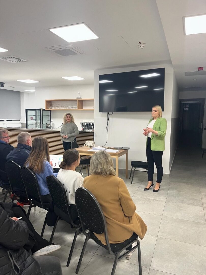 587269800_18066017363628940_428564393615987487_n